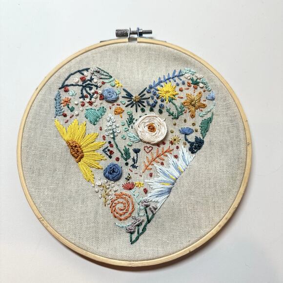 Handmade Needlepoint Heart on Hoop Floral Embroidery Wall Decor Art Gallery - Picture 1 of 7